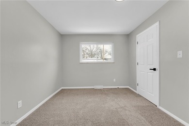 High-End, Move-In Ready Condo in a Highly Sought-After End Unit! - photo 17
