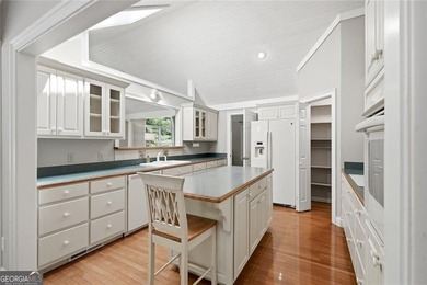 48hour kickout clause in place; home is under contract but still - photo 21