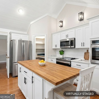 48hour kickout clause in place; home is under contract but still - photo 25