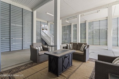 Welcome to 126 Beach View Drive in Pass Christian, a charming - photo 4