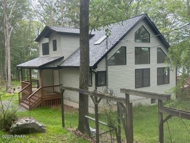 Lake Home For Sale in Shohola, Pennsylvania