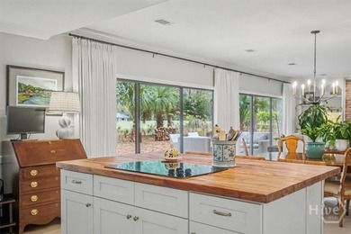 Welcome to this adorable, updated cottage in The Landings on - photo 10