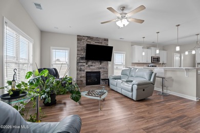 WATERVIEWS! CUL-DE-SAC! GOLF COMMUNITY! BETTER THAN NEW!! NO - photo 10