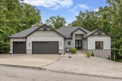 Rare & Exceptional custom home in a premier BV NWA neighborhood! - photo 1