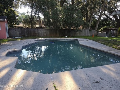 Take the rare opportunity to own this spacious 4BR 3BA home - photo 10