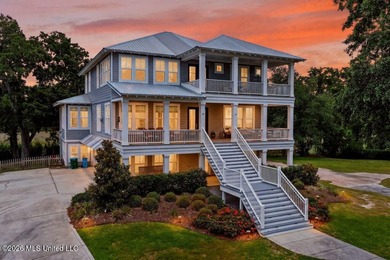 Welcome to one of Ocean Springs East Beach's most exceptional - photo 1