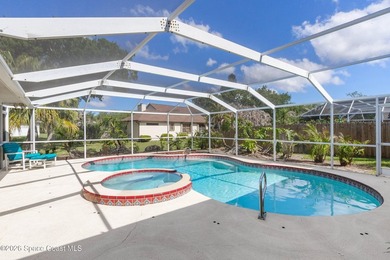 Brand New Roof ! Spanish Wells in sought after SUNTREE .This - photo 11