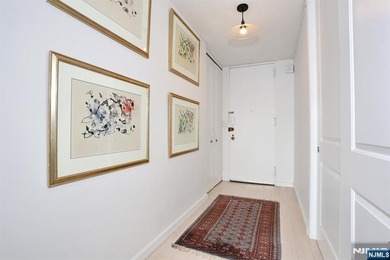 Welcome to your private retreat in the sky at Horizon House - photo 15
