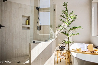 Freshly remodeled ,new baths, chef's kitchen, freshly painted & - photo 20