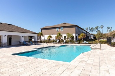 Gorgeous 4-bedroom, 3 full bath End-unit townhome in the gated - photo 20