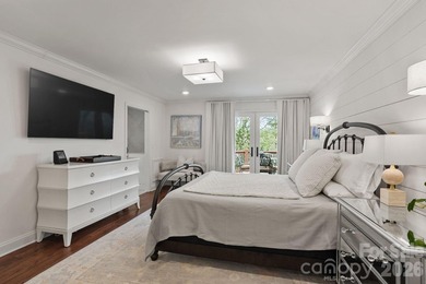 Exquisite Renovated Home on 1.3 Professionally Landscaped Acres - photo 25