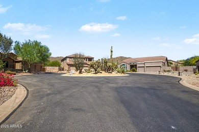 Freshly remodeled ,new baths, chef's kitchen, freshly painted & - photo 27