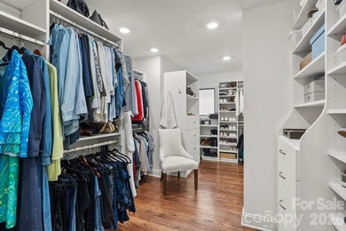 Exquisite Renovated Home on 1.3 Professionally Landscaped Acres - photo 30