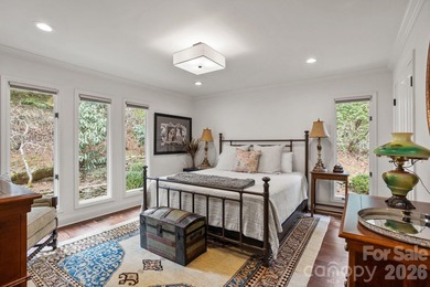 Exquisite Renovated Home on 1.3 Professionally Landscaped Acres - photo 31