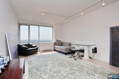 Welcome to your private retreat in the sky at Horizon House - photo 36