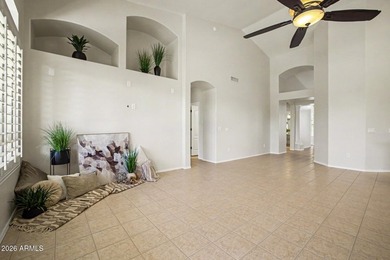 Freshly remodeled ,new baths, chef's kitchen, freshly painted & - photo 38
