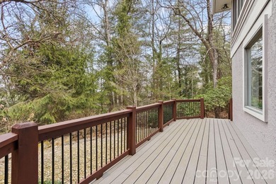 Exquisite Renovated Home on 1.3 Professionally Landscaped Acres - photo 40