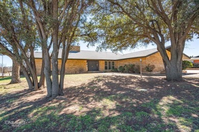 (private lake, pond, creek) Home For Sale in Sweetwater Texas