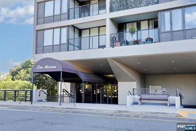 Welcome to your private retreat in the sky at Horizon House - photo 42
