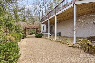Exquisite Renovated Home on 1.3 Professionally Landscaped Acres - photo 43