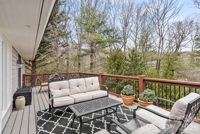 Exquisite Renovated Home on 1.3 Professionally Landscaped Acres - photo 46