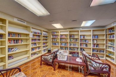 This beautifully renovated corner villa offers a perfect blend - photo 59