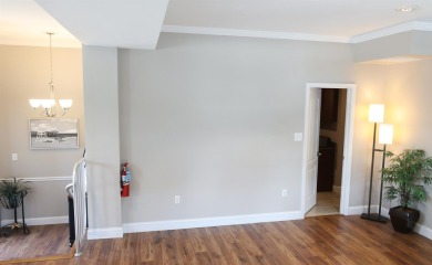 Exceptional Commercial Space in the Gateway to Avalon's Business