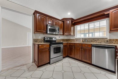 Step into this beautifully bright and spacious corner lot home - photo 9