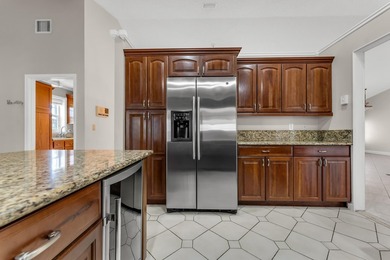 Step into this beautifully bright and spacious corner lot home - photo 10
