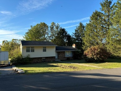 (private lake, pond, creek) Home For Sale in Wheelersburg Ohio