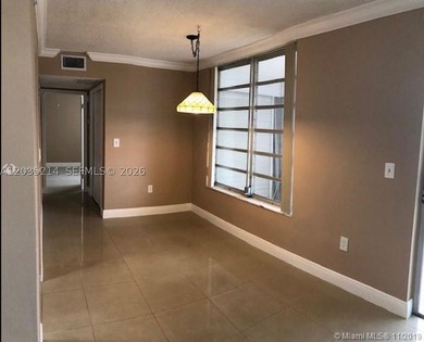Beautiful 3rd floor unit with stunning canal views from the - photo 11