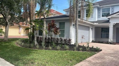(private lake, pond, coastal) Home For Sale in Royal Palm Beach Florida
