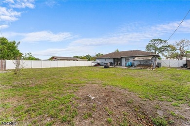 Great location in Fort Myers Shores. Close to Route 31 and - photo 25