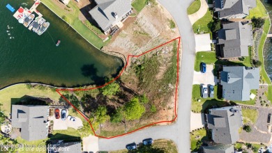 Welcome to The Camp located in the Heart of Lake Martin. Just a - Lake Home For Sale in Dadeville, Alabama