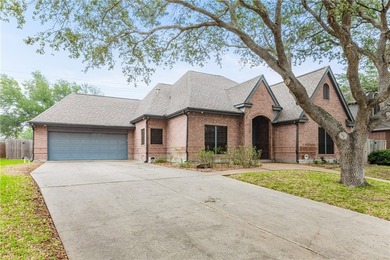 CUSTOM Traditional Brick Home with European Character! This home - photo 40