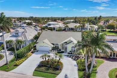 Discover an extraordinary waterfront retreat in Naples - photo 49