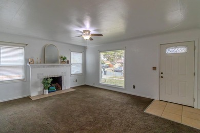 Welcome to this charming single-story home conveniently located - photo 4