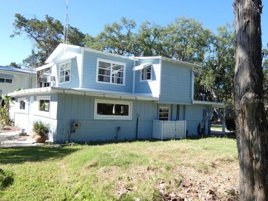Gulf access with no bridges, Crystal River property a standout - photo 12
