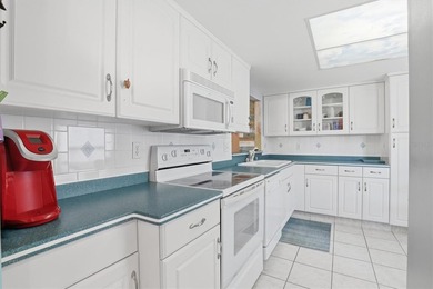 VERY MOTOVATED TO SELL! This stand-alone villa, located in a - photo 15