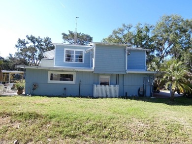 Gulf access with no bridges, Crystal River property a standout - photo 15