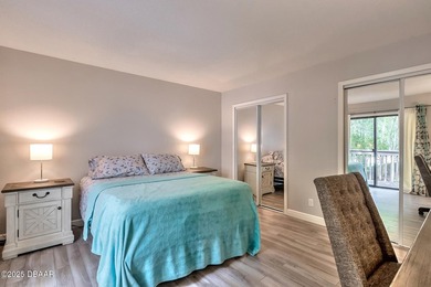 Stunning Townhouse in the Heart of Port Orange! Move-in ready - photo 16