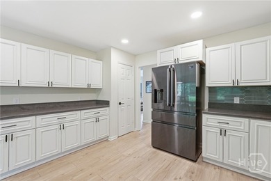 This modern, updated home on Whitemarsh Island is a true - photo 17