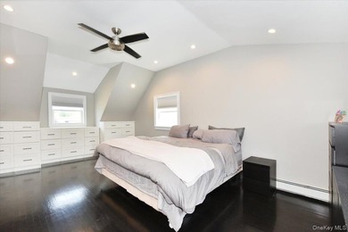 MOVE IN READY completely renovated 3 Bedroom, 2 Bath expanded - photo 19