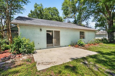 Now offered at $289,000, this beautifully updated 3BD/2BTH Palm - photo 23
