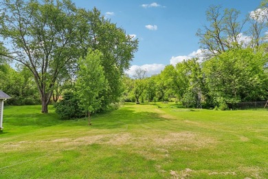 Gorgeous, move-in ready 3-Bed/2-Bath ranch with a full finished - photo 24