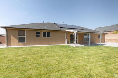 Beautifully upgraded 1,858 sq ft single-level home in Cedar