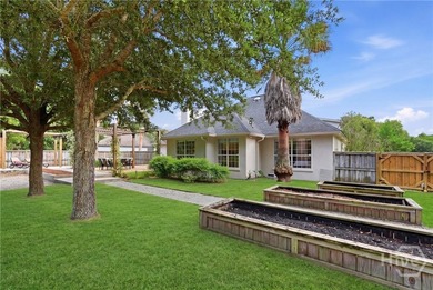 This modern, updated home on Whitemarsh Island is a true - photo 35