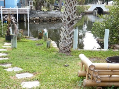 Gulf access with no bridges, Crystal River property a standout - photo 38