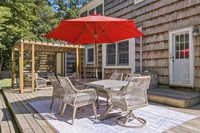 Stunning 4-bedroom, 2.5 bath Colonial nestled on a quiet - photo 38