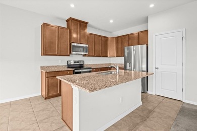 One of the LOWEST HOA's in 34987! Built in 2022, this - photo 9